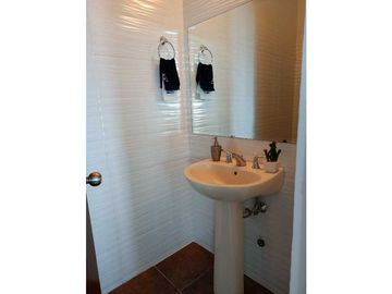 VENTA DE APARTAMENTO DE PLAYA EN SAN CARLOS, PH VISTAMAR GOLF & MARINA