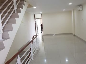 DISEWAKAN RUKO SENTRA ARTERI MAS PONDOK INDAH JAKARTA SELATAN