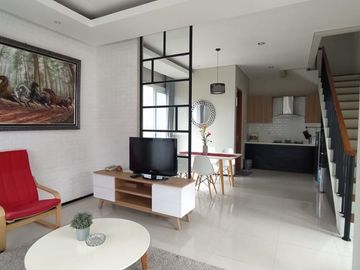 VILLA MINIMALIS ga dempetan dekat pariwsata lembang