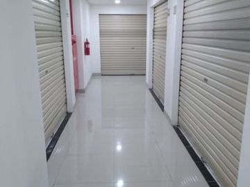 Kios apartemen tower mahakam di jababeka