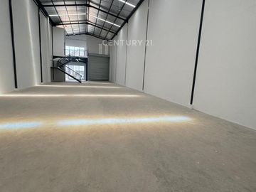 Gudang Brand New Zona Industri Area Legok Tangerang Siap Pakai