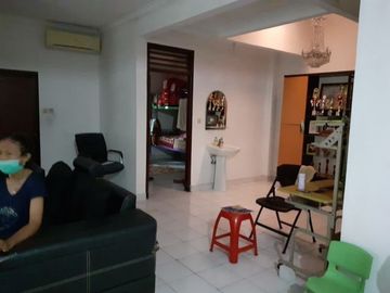 TURUN HARGA! Rumah Luas Lokasi Strategis Bebas Banjir di Duren Sawit, Jakarta Timur