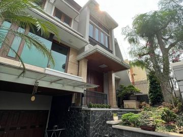 For Sale Luxurious Modern House at Bendungan Hilir Jakarta