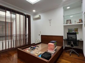 For Sale Luxurious Modern House at Bendungan Hilir Jakarta
