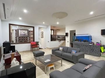 For Sale Luxurious Modern House at Bendungan Hilir Jakarta