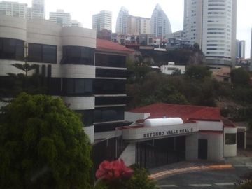 Departamento en venta en Residencial Crown Palmas
