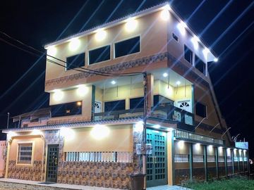 Se Vende Casa Cerca del Mar en Ballenita
