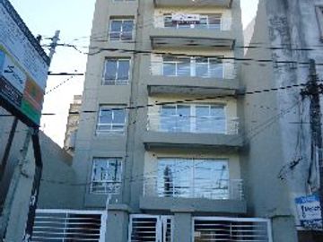 Semipiso en venta en Lanus Oeste