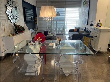 SE VENDE EN YOO & ARTS (TOP LOCATION)