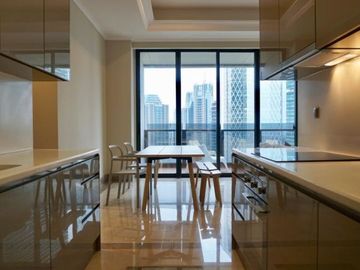 For Sale / Rent 2BR Exclusive Apartment at District 8 SCBD