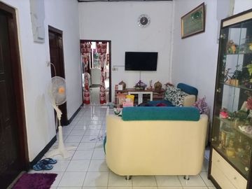 Rumah Siap Huni Ikan Mungsing Perak Surabaya