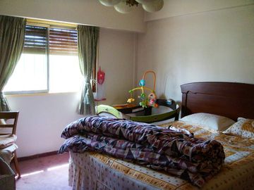 Chalet en venta en Castelar Norte