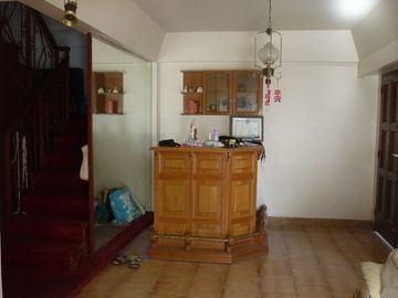 Chalet en venta en Castelar Norte