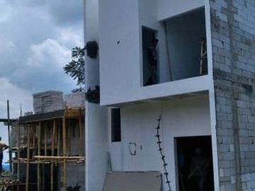 Rumah Minimalis 2 Lantai Hanya 500 Jutaan Sisa 2 Unit