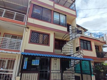 casa en arriendo en el guabal. Cod A120653