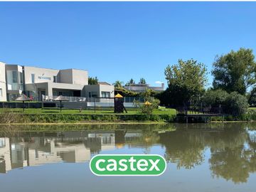 Lote al lago en venta en San Marco, Villanueva