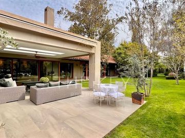 Casa en Venta en Los Nogales - Paseo de Alcalá