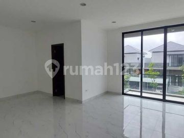Disewakan Rumah Permata Hijau Pik2 Millenial Uk 12X25 Semi Furnish