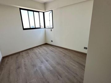 Oportunidad De Inversión: Vendo Moderno Departamento De 44M² En San Isidro