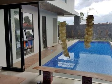 Rumah Lux di Setiabudi Regency Dekat Geger Kalong Ledeng