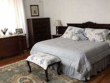 CASA SOLA EN UNA DE LAS MEJORES ZONAS DE LA COLONIA DEL VALLE