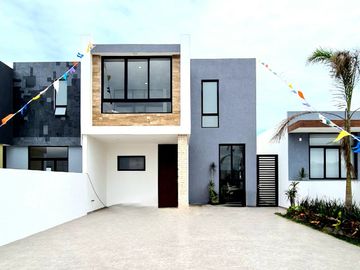 Casa en VENTA en LOMAS DE MEDITERRANEO
