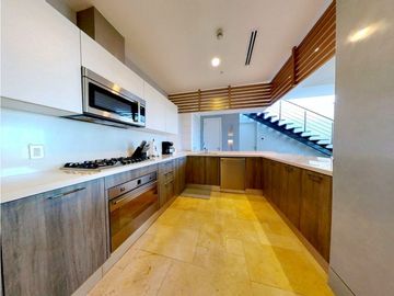 Se Vende Apartamento de 291 m2, en Buenaventura, a $698,000.00