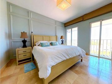 Se Vende Apartamento de 291 m2, en Buenaventura, a $698,000.00