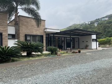 casa campestre en venta en parcelacion campestre laguna seca. Cod V107577