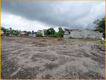 Murah dan Super Strategis Kaliurang Km 8: Selatan Jalan Damai, SHM-P