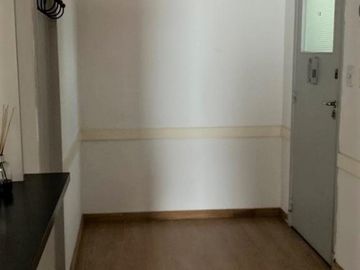 Oficina con Bano propio