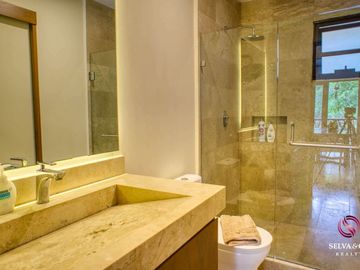 Departamento con diseño lock off, terraza privada con vista verde, 2 albercas, a