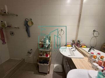 Duplex 5D y 4B más 4 Est. Jardin a pasos Colegio Los Alerces