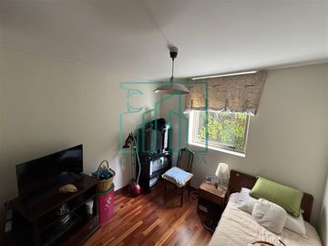 Duplex 5D y 4B más 4 Est. Jardin a pasos Colegio Los Alerces