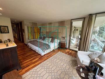Duplex 5D y 4B más 4 Est. Jardin a pasos Colegio Los Alerces