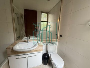 Duplex 5D y 4B más 4 Est. Jardin a pasos Colegio Los Alerces