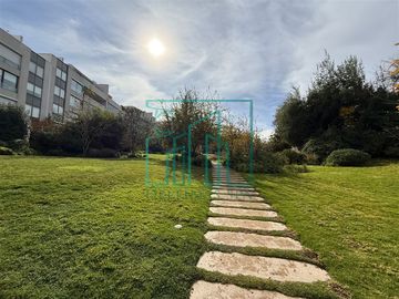 Duplex 5D y 4B más 4 Est. Jardin a pasos Colegio Los Alerces