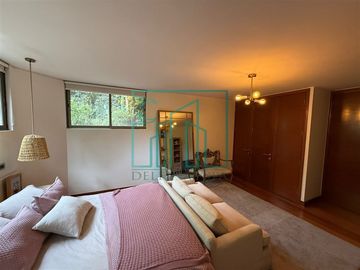 Duplex 5D y 4B más 4 Est. Jardin a pasos Colegio Los Alerces