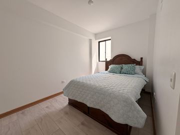 🏡 ¡Departamento de estreno en San Andrés 1ra Etapa! En Piso 9 🌆

📍 Ubicado en una de las zonas más estratégicas de la ciudad, cerca de universidades