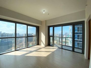 Uptown Ritz Corner Semi-Furnished 4Bedroom Unit with 3 Balconies