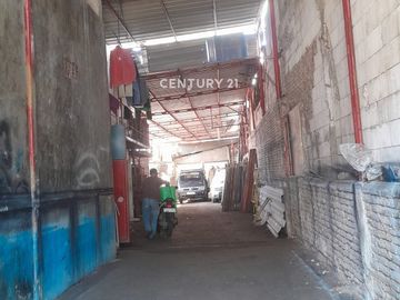 Gudang Ex Scafolding Area Kalideres Jakarta Barat Strategis Ramai