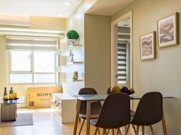 Rent: Furnished 2 Bedroom in The Grove Pasig