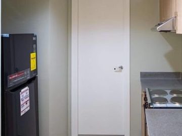 Rent: Furnished 2 Bedroom in The Grove Pasig