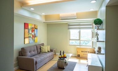 Rent: Furnished 2 Bedroom in The Grove Pasig