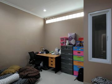 Di Sewakan Rumah Baru Di Kebon Jeruk JakBar