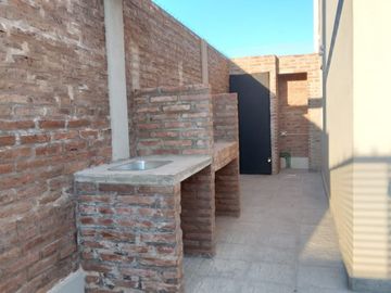 VENTA - DUPLEX 2 HABITACIONES - LAS GARZAS Y JORGE NEWERY