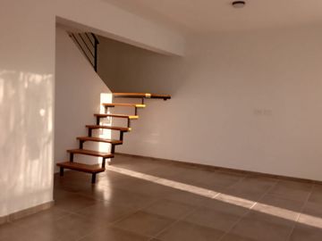 VENTA - DUPLEX 2 HABITACIONES - LAS GARZAS Y JORGE NEWERY