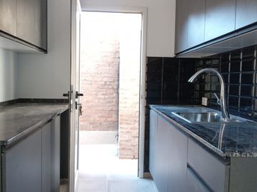 VENTA - DUPLEX 2 HABITACIONES - LAS GARZAS Y JORGE NEWERY