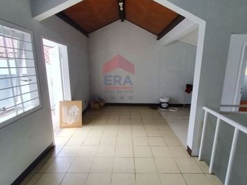 Rumah sukawarna lokasi tengah kota sayap Pasteur 5 menit tol Pasteur