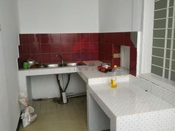 Rumah sukawarna lokasi tengah kota sayap Pasteur 5 menit tol Pasteur